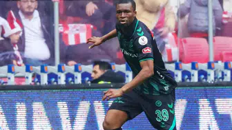 Konyaspor'da Nagalo harekatı başlıyor