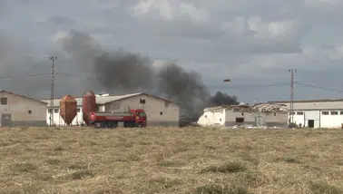 Konya’da havai fişek deposunda yangın! Patlamalar peş peşe geldi
