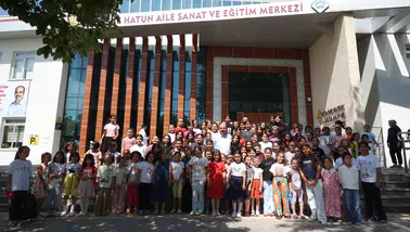 Konya'da yaz kursları dolup taştı! Başkan Altay öğrencilerle buluştu