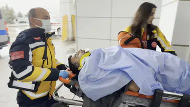 Aksaray’da inşaat kazası! Tesisatçı asansör boşluğuna düştü