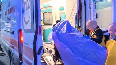 Aksaray’da 3 çocuk, genç bir kişiyi darp edip bıçakladı!