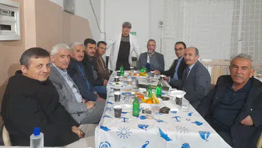 Konya’da öğretmenler, idareciler ve öğrenciler iftar sofrasında buluştu