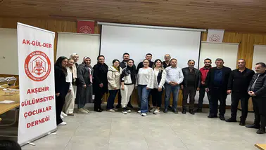 Gülümsemeler büyüyor: Akşehir’de dernek yeni yönetimiyle geleceğe hazır