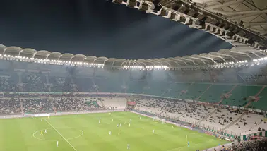 Konyaspor - Fenerbahçe maçında tribünler dolmadı
