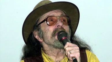 Burcuna Göre Hangi Cem Karaca Şarkısısın?