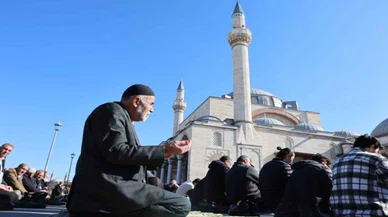 İsrail'in karşısında, Filistin'in yanındalar! Konya'da eller semaya yükseldi...
