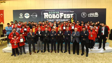 Robotlar yarıştı onlar kazandı! Konya'da ödüller sahiplerini buldu...