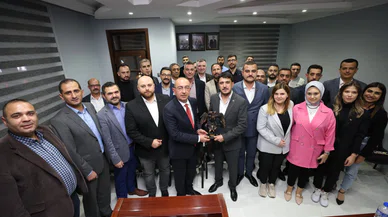 Başkan Kavuş MHP'ye konuk oldu! Samimi ilişkiler gelişiyor