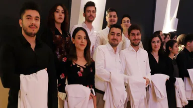 Konya'da NEÜ'de öğrenciler beyaz önlüklerini giydi...