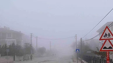 Konya'nın o ilçesinde göz gözü görmüyor! Trafik tehlikede...