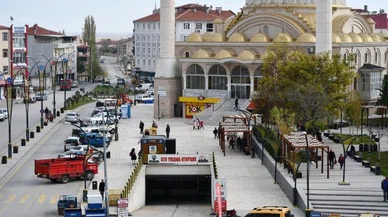 Konya’daki belediyeden vatandaşlara ‘sitem dolu’ açıklama: Otopark var, park eden yok