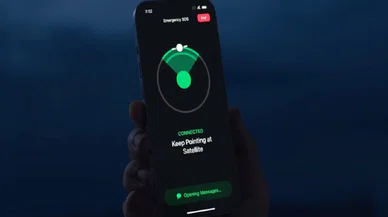 Apple, iPhone 14 Kullanıcılarına Bir Yıl Daha Ücretsiz Acil Yardım Sunuyor: Uydu Tabanlı Güvenlik