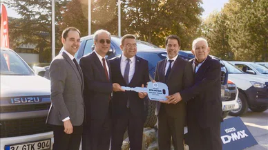 Anadolu Isuzu'dan Konya MEDAŞ'a pick-up teslimatı