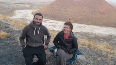 Fransız turistler Konya’daki gölden vazgeçmiyor: Kamp için geldiler