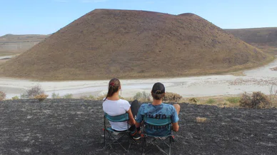 Turist çiftler Konya'nın nazar boncuğuna hayran kaldılar!