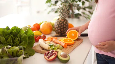 Sağlığınız için akşamları ne kadar yemek yemelisiniz? Uzmanlar açıkladı...