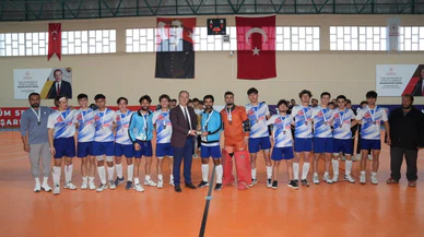 Doğanhisar’da hokey heyecanı yaşandı