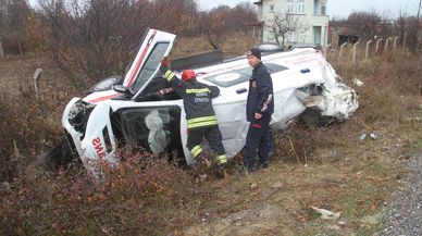 Konya'da kaza üstüne kaza! Yardım edeyim dediler... Olanlar oldu