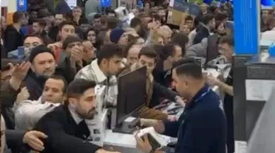 Elektronik mağazada indirim izdihamı! Vatandaşlar fenalık geçirdi...