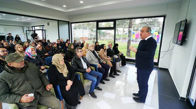 Anne ve babaların çocuklara karşı iletişimi nasıl olmalı? DOSD Meram'da anlatıldı...