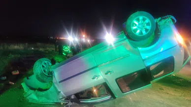 Konya'da feci kaza! Araç ters döndü... Yaralılar var