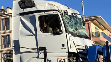 Konya'da tır kontrolden çıktı, sonra olanlar oldu...