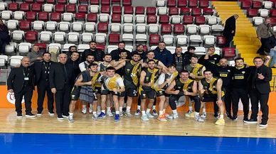 Basketbolda Konya Büyükşehir fırtınası dinmiyor