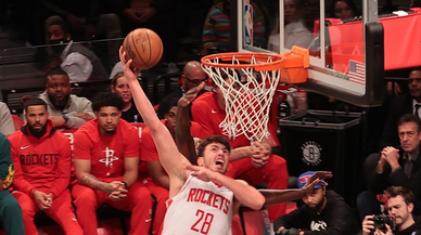 NBA'de Alperen Şengün kariyer rekorunu yineledi