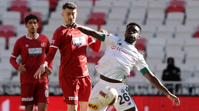 Konyaspor'da Boateng ve Sambou ilk maçlarına çıktı