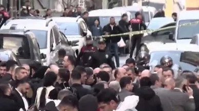 SON DAKİKA: Küçükçekmece'de seçim çalışması sırasında korkunç saldırı!