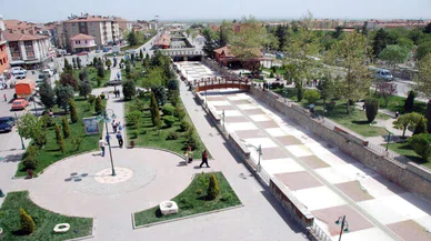 TIKLA- Oyunu ver!.. Akşehir'de seçim heyecanı: Başkan kim olmalı?