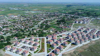 TIKLA- Oyunu ver!.. Sarayönü'nde seçim heyecanı: Başkan kim olmalı?