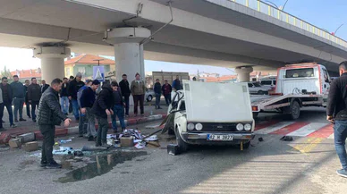 Karaman’da çarpışan otomobillerden biri takla attı: 3 yaralı