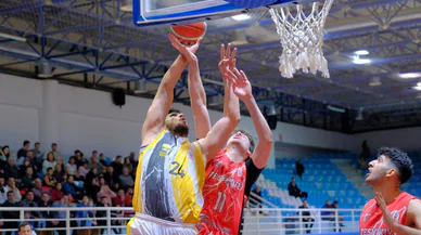 Büyükşehir, evinde 14'de 14 peşinde