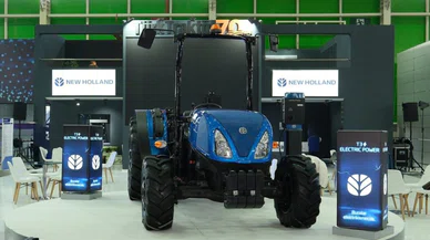 TürkTraktör'ün elektrikli bahçe traktörü tek şarjla pullukla 3,5 saat kullanılabiliyor