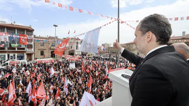 Erbakan, seçime iki gün kala Konya’ya geldi!