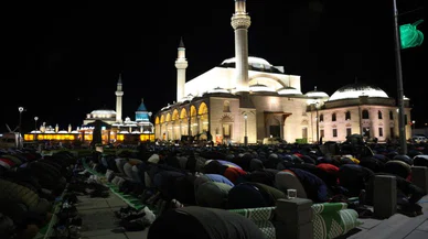 Konya'da Kadir Gecesi idrak edildi