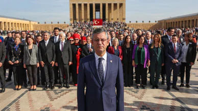 CHP heyeti Anıtkabir'i ziyaret etti... Özel defter imzaladı