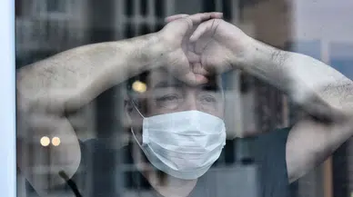 2 yıl Covid olan adamın içinde yeni bir varyant oluştu!