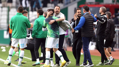Konyaspor'da Ali Çamdalı'nın ekibi güçlendi!