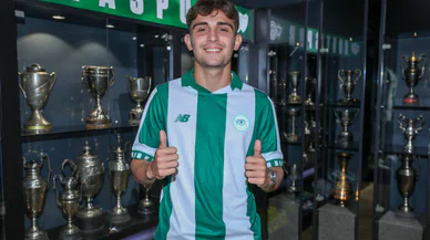 Konyaspor, genç sol bek ile 5 yıllık sözleşme imzaladı