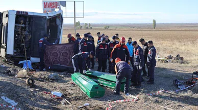 Yerlikaya katliam gibi kazaya ilişkin önemli bilgi paylaştı! Ölü sayısı arttı