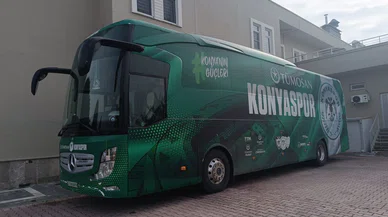 Konyaspor kafilesi, otobüsle Adana'ya gidiyor