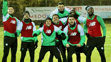 Konyaspor, izin sonrası zorlu maçın mesaisini sürdürdü