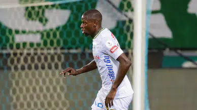 Konyaspor’da ayrılık kapıda!  Fransız oyuncu 1. Lig'e gidiyor