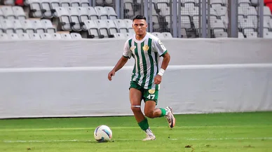 Konyaspor'da transfer! Genç sağ bek geliyor