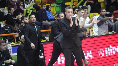 Konya BBSK'da koç Volkan Ertetik, galibiyetin hikayesini anlattı