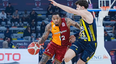 Fenerbahçe - Galatasaray derbisinde olay!