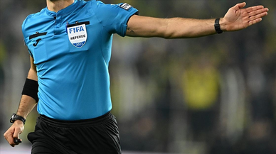 Tarihi derbi için hakem kararı verildi