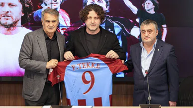 Trabzonspor'da imzalar atıldı! Fatih Tekke'den ilk sözler